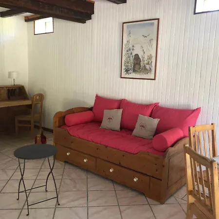 Insolite - Domaine Shanti Lande Menesplet